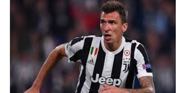 Mandzukic fornyer kontrakt med Juventus